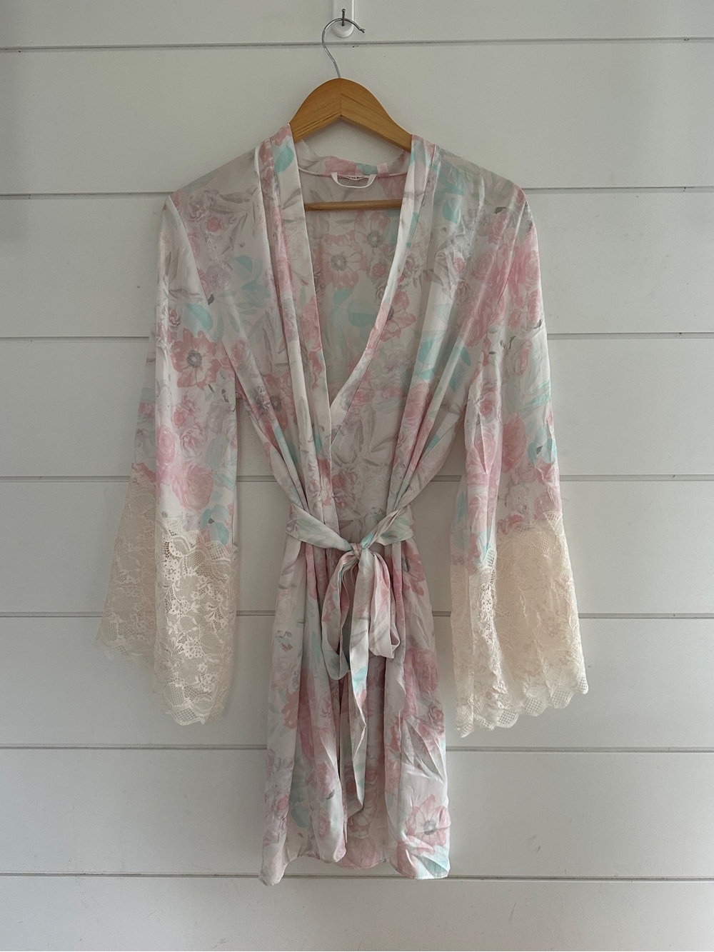 La Vie en Rose - Sheet House gown - Floral with Lace - Size: XS - Picture 2 of 5